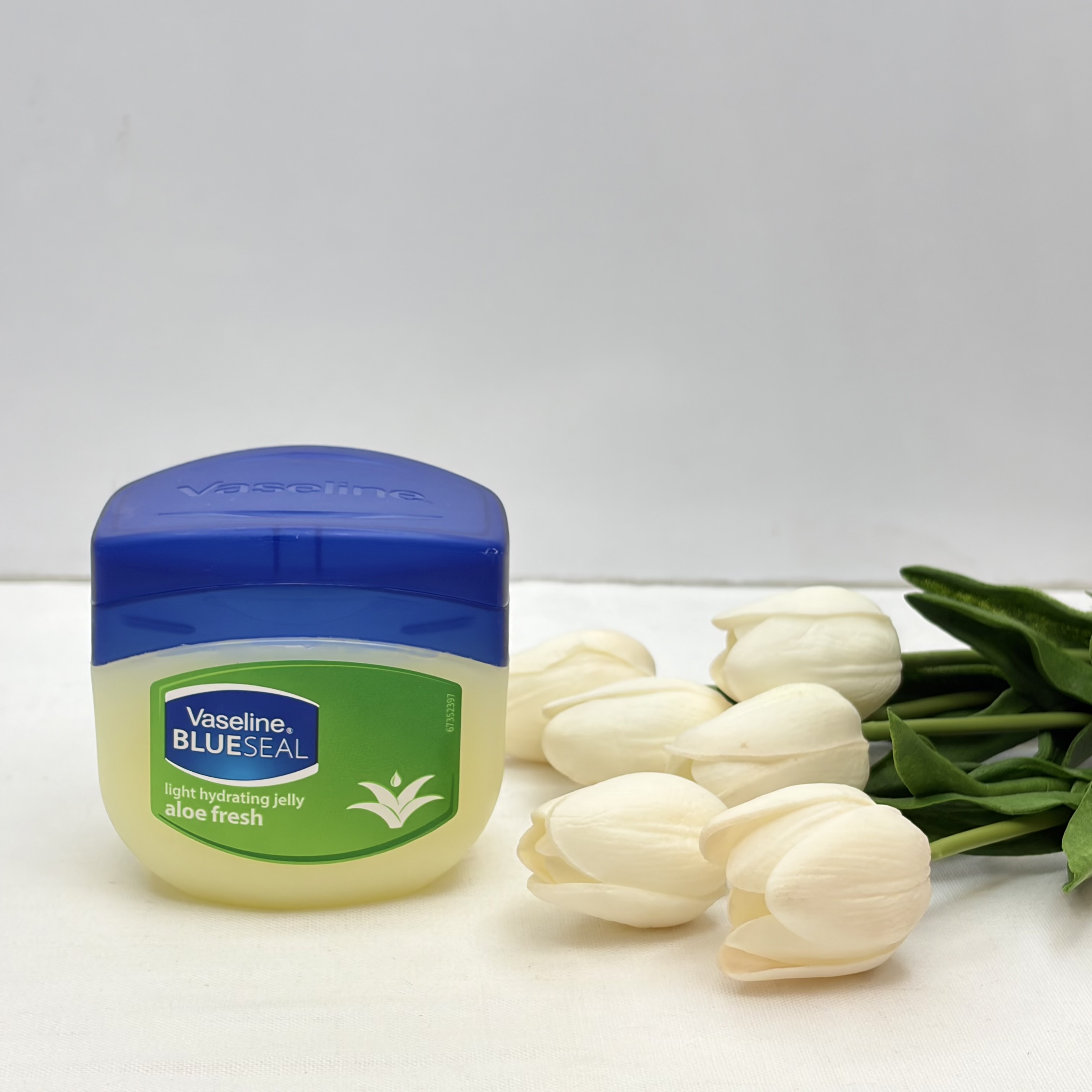 ژل کرم روغنی نرم کننده دست و بدن کاسه ای آلوئه‌ورا ۲۵۰ میلblue seal aloe fresh