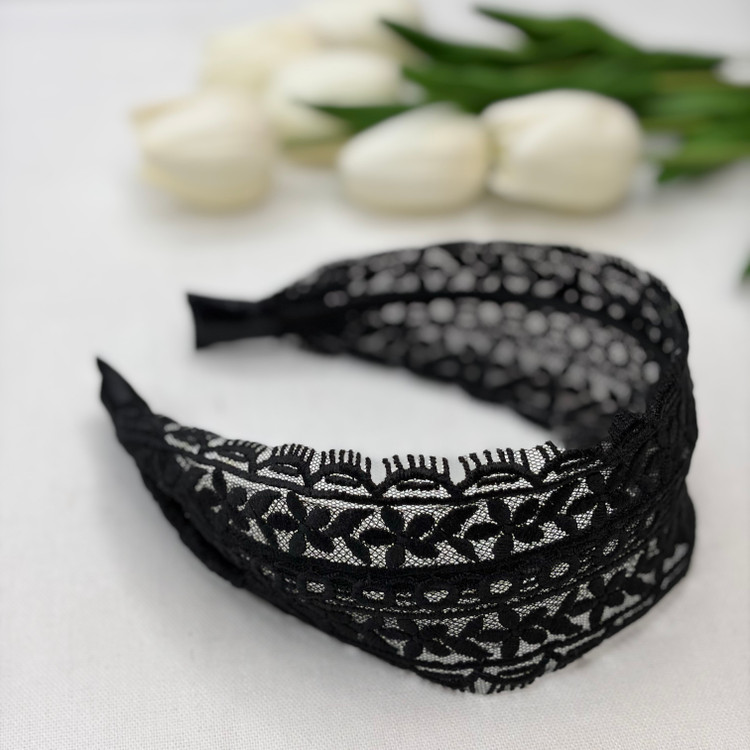 تل مو دانتل طرح دار گیپور گل پنج پر مشکی7cm