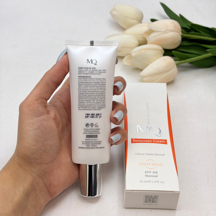 کرم ضد آفتاب SPF50 نرمالnormal ام کیو MQ مدل Creme Solaire Sans Huile بژ روشنLight Beigeمناسب پوست نرمال و خشک55ml