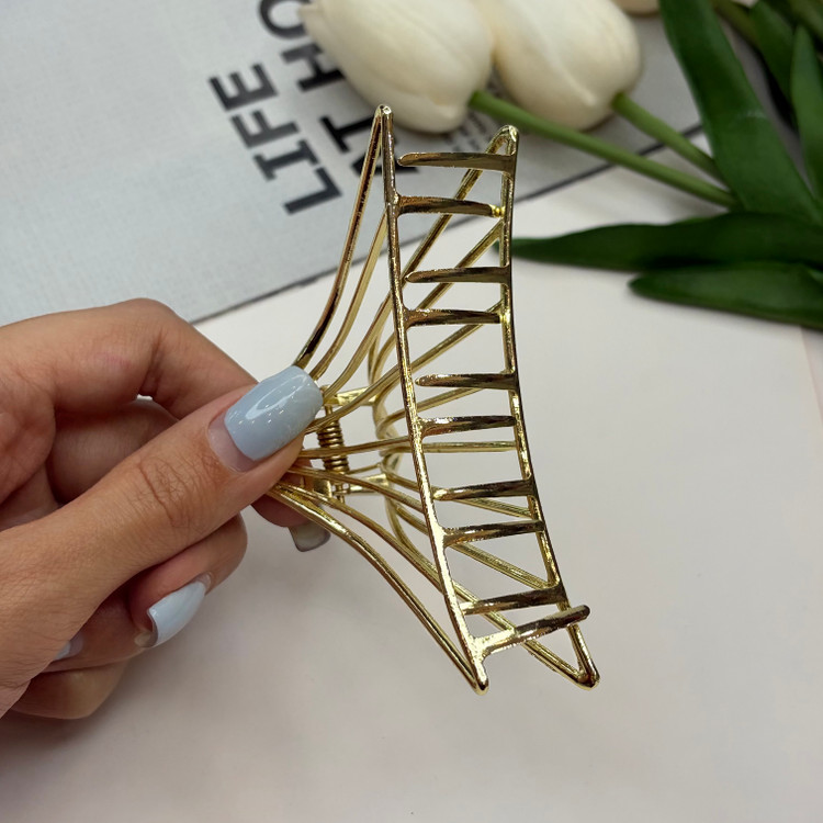 کلیپس فلزی مثلثی کیفیت عالی وارداتی 8cm