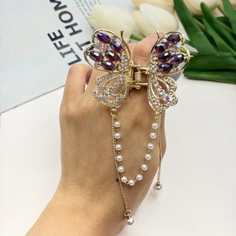 کلیپس فلزی نگین کریستال آویزداربا کیفیت عالی وارداتی طرح پروانه8.5cm