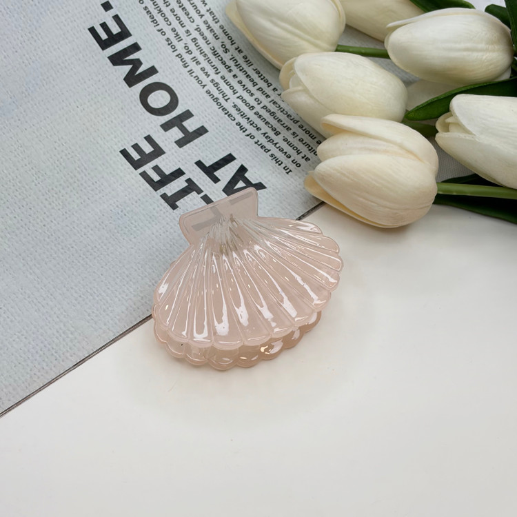 کلیپس طرح صدف شفاف شیشه ای براق 6cm