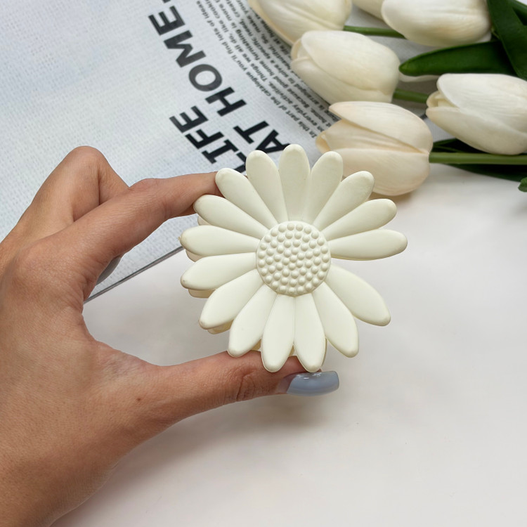 کلیپس طرح گل بابونه رنگ های نود7cm