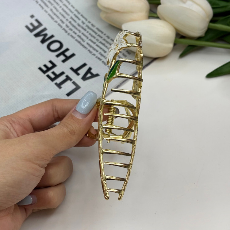 کلیپس فلزی طرح گل یاس سفید سایز بزرگ11cm