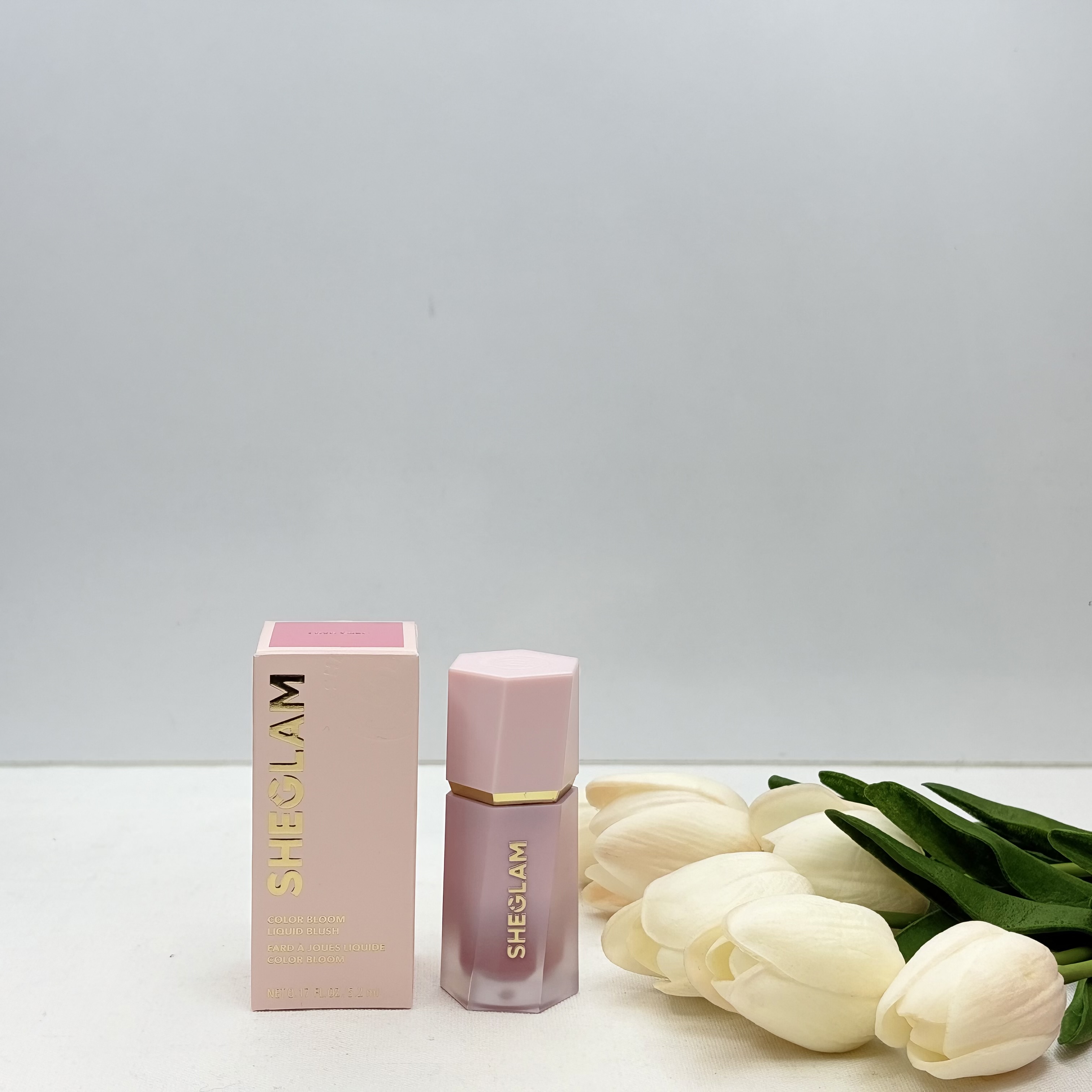 رژ گونه اصلی آن پوینت