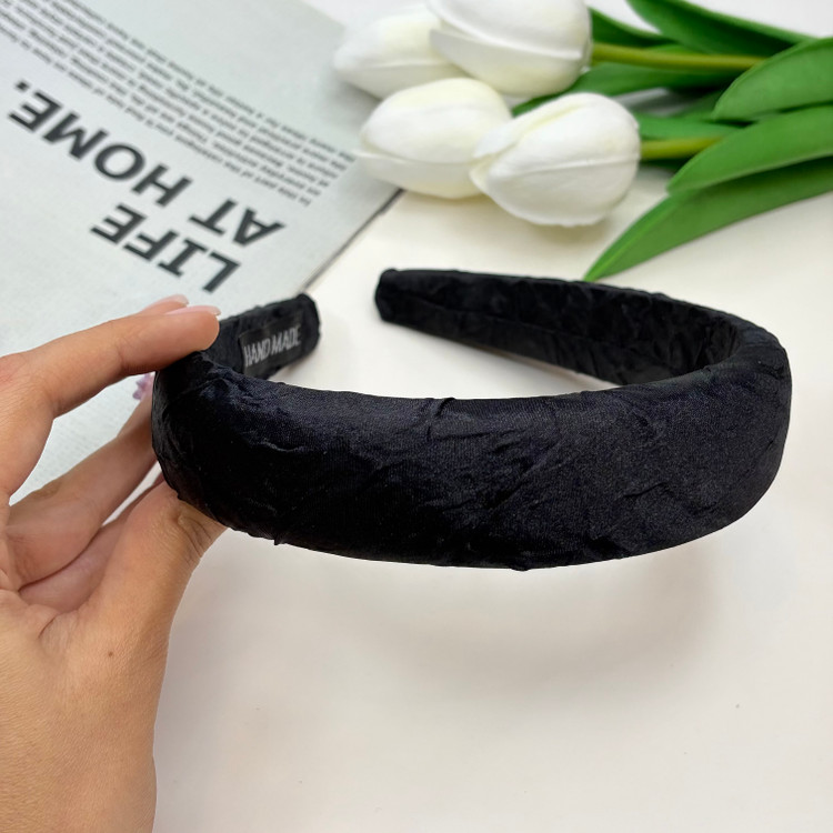 تل سر پارچه ای 3cmطرح پارچه ساتن ژاکارد چروک