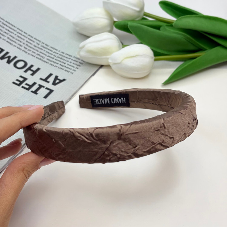 تل سر پارچه ای ساتن ژاکارد براق قهوه ای 3cm