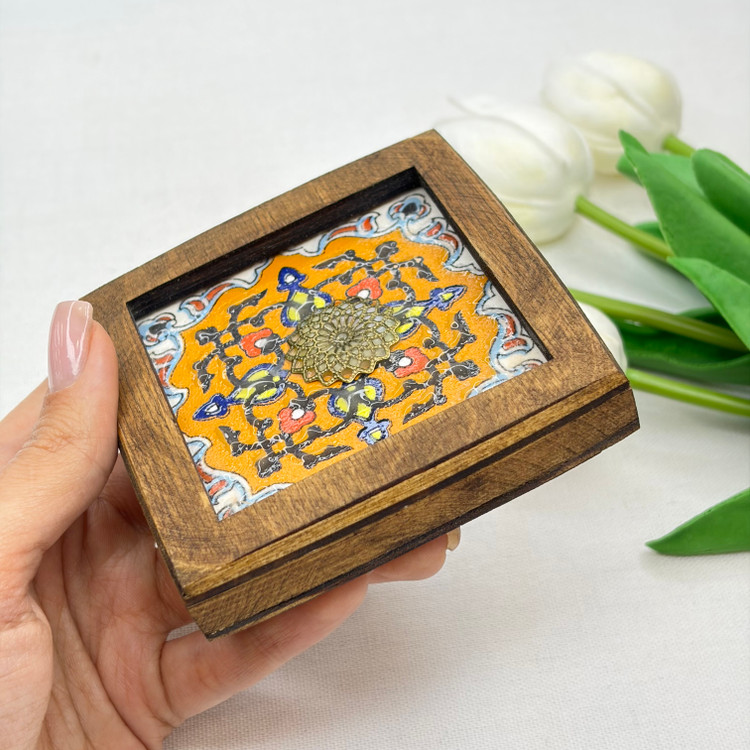 جاعودی طرح دار مربعی چوب و سرامیک.طرح سرامیک متنوع ارسال میشود