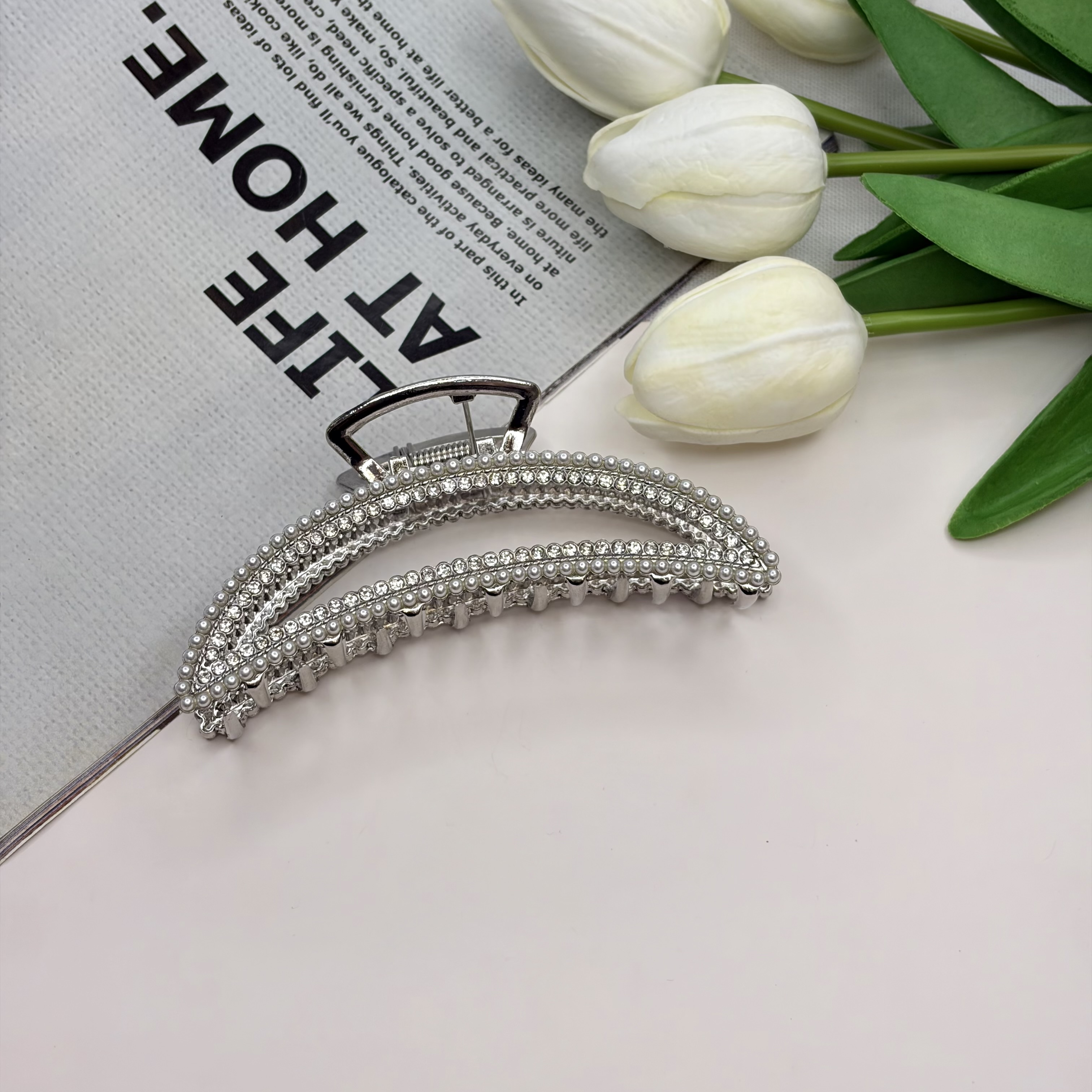 کلیپس فلزی نقره ای رنگ طرح ماه فول نگین مروارید سایز بزرگ11cm