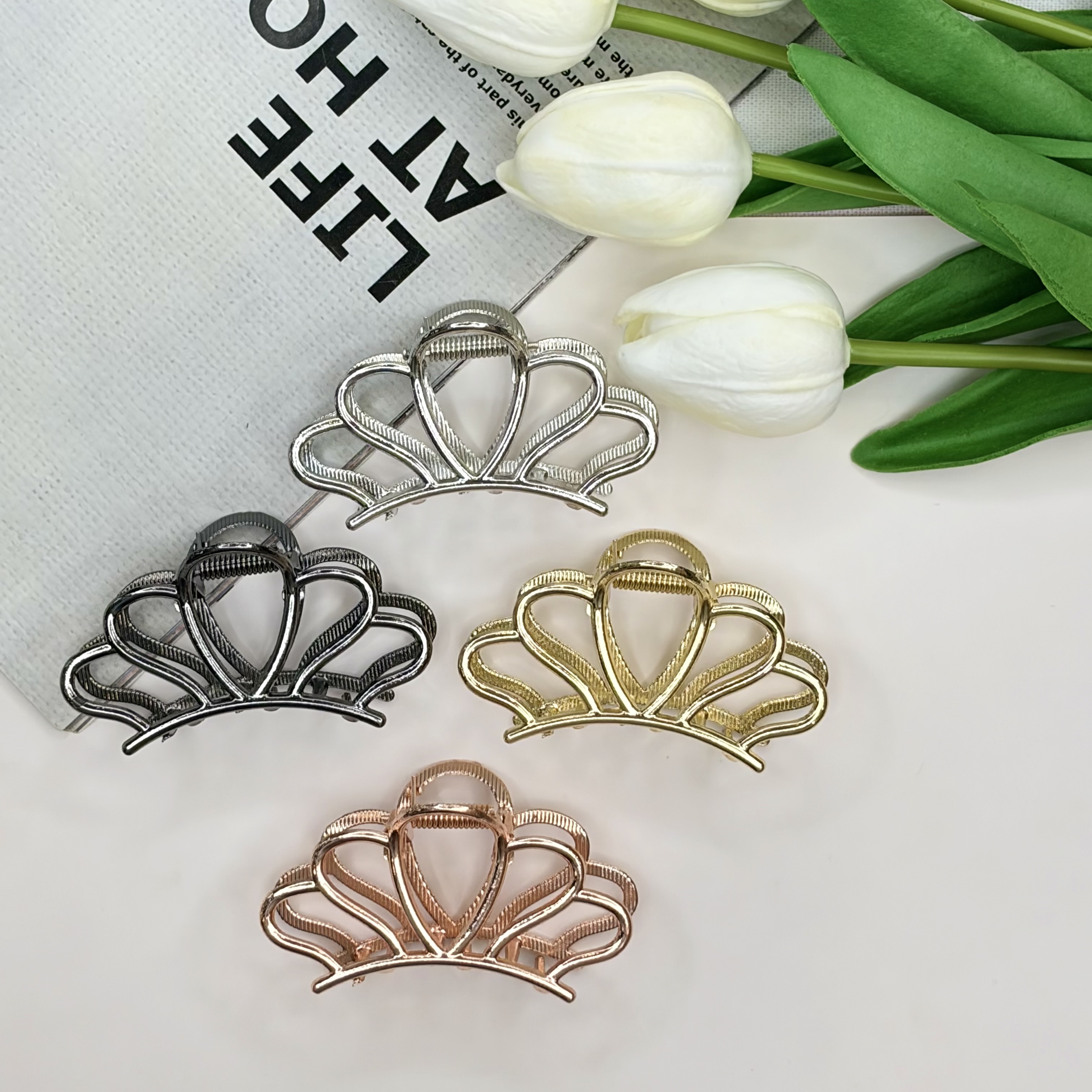 کلیپس فلزی طرح‌گل لوتوس براق وارداتی با کیفیت سایز7cm