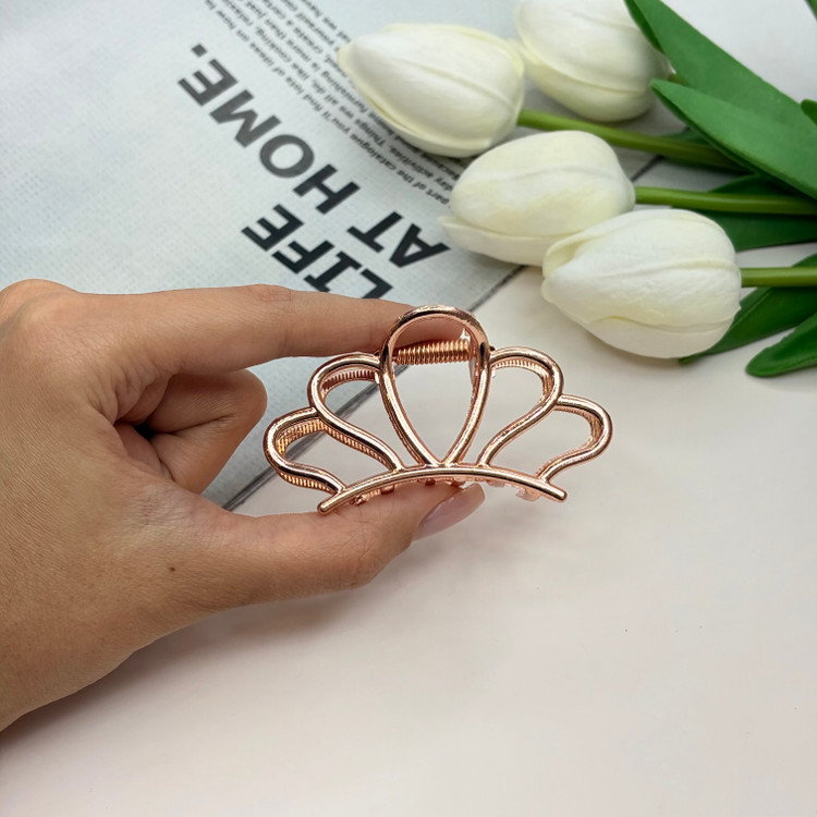 کلیپس فلزی طرحگل لوتوس براق وارداتی با کیفیت سایز7cm