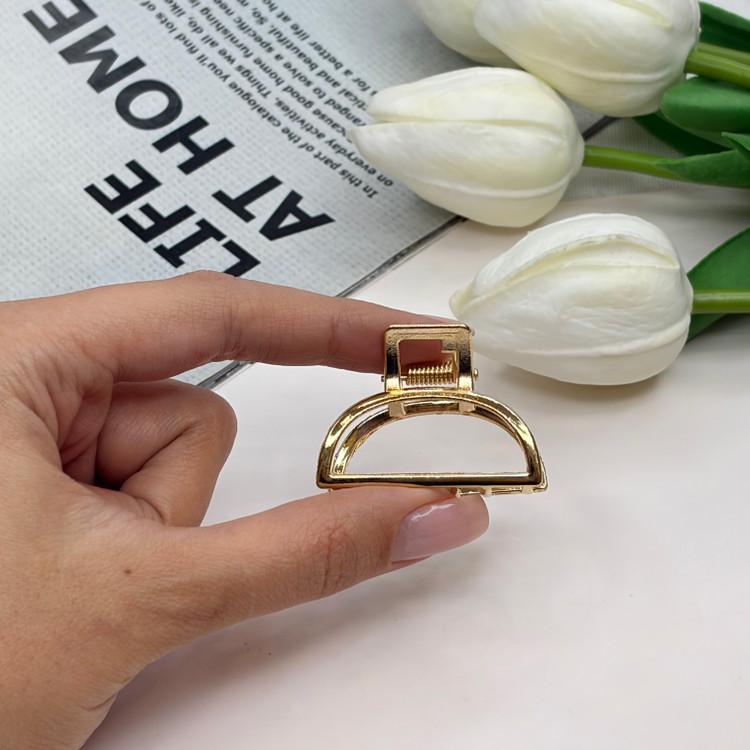 کلیپس فلزی نیم دایره براق سایز 4cm