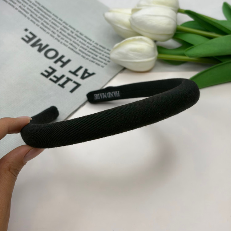 تل سر پارچه ی مخمل ابری کجراه باریک با کیفیت عالی وارداتی 1.5cm