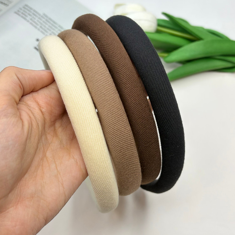 تل سر پارچه ی مخمل ابری کجراه باریک با کیفیت عالی وارداتی 1.5cm