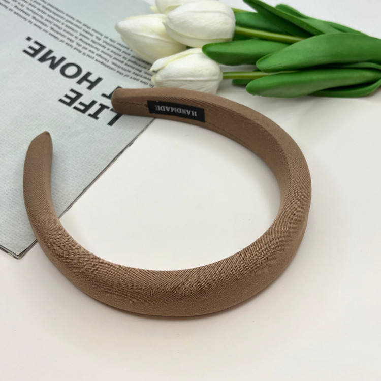 تل سر پارچه ای کج راه طرح کبریتی ظریف رنگ نسکافه ای 3cm