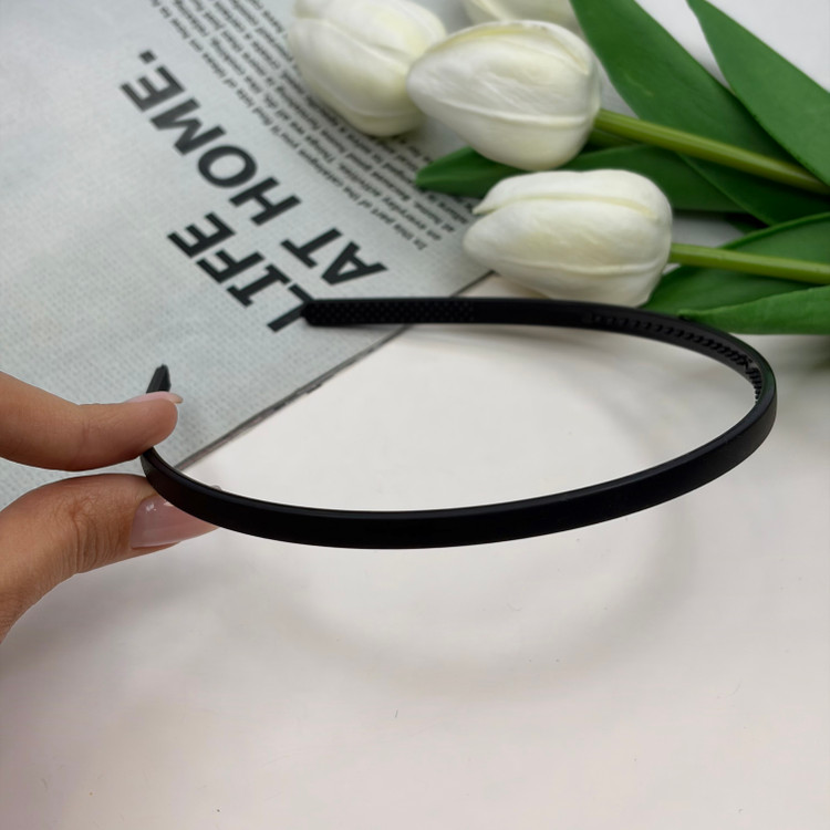 تل سر مشکی خطی ساده باریک نشکن ضخامت 0.5cm