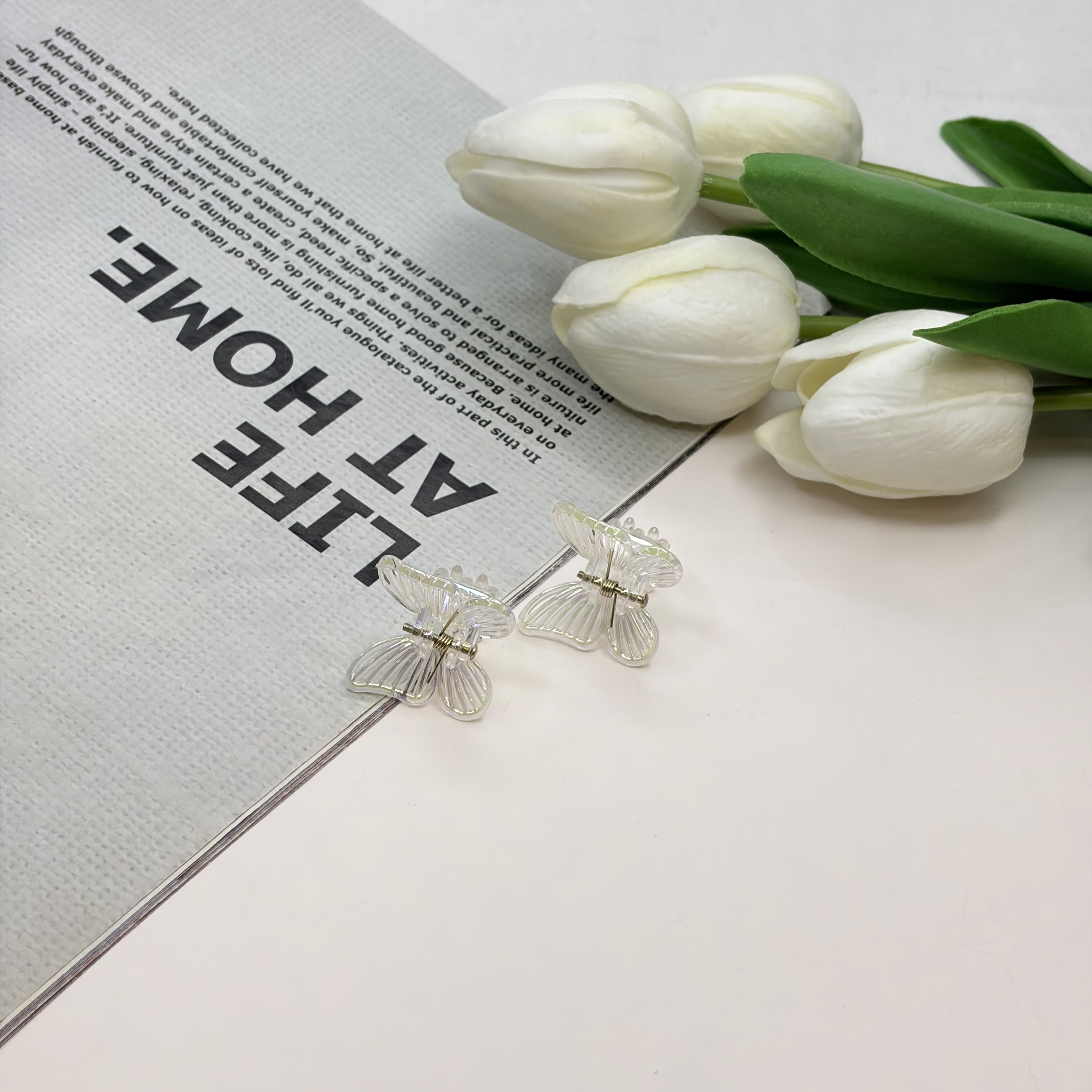 کلیپس هولوگرامی طرح پروانه سایز2.5cm