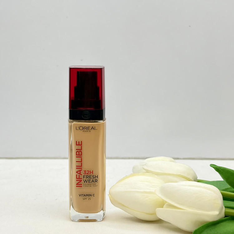 کرم پودر شیشه ای مایع Spf 25 مدل Infaillible 32H شماره 120مناسب برای انواع پوست Fresh Wearحجم حاوی ویتامین سی 30 میل.کیفیت اصلی