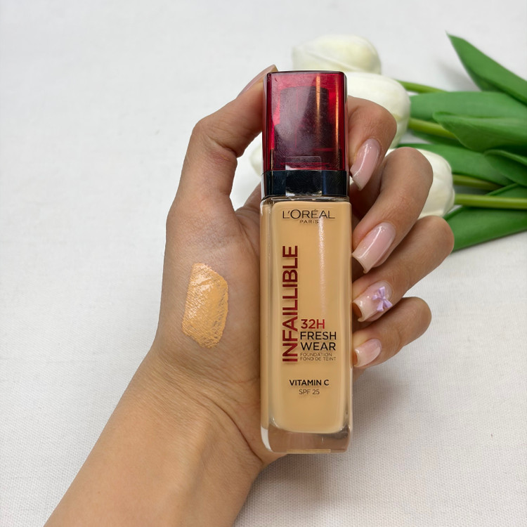 کرم پودر شیشه ای مایع Spf 25 مدل Infaillible 32H شماره 120مناسب برای انواع پوست Fresh Wearحجم حاوی ویتامین سی 30 میل.کیفیت اصلی