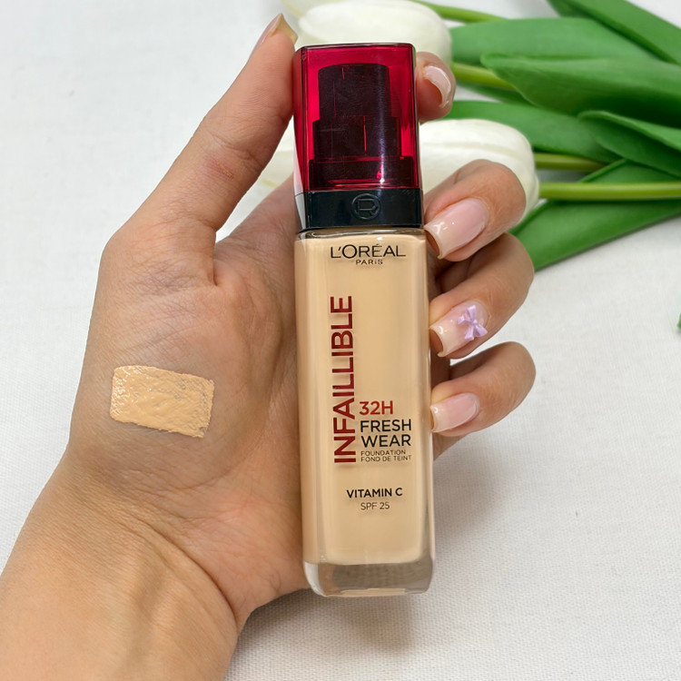 کرم پودر شیشه ای مایع Spf 25 مدل Infaillible 32H شماره 020مناسب برای انواع پوست Fresh Wearحجم حاوی ویتامین سی 30 میل.کیفیت اصلی