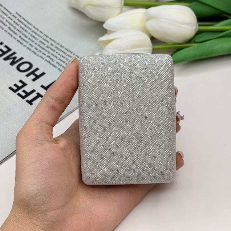 آینه جیبی دوطرفه مدل شاین دار مستطیل چرم 8.5cm در 6cm