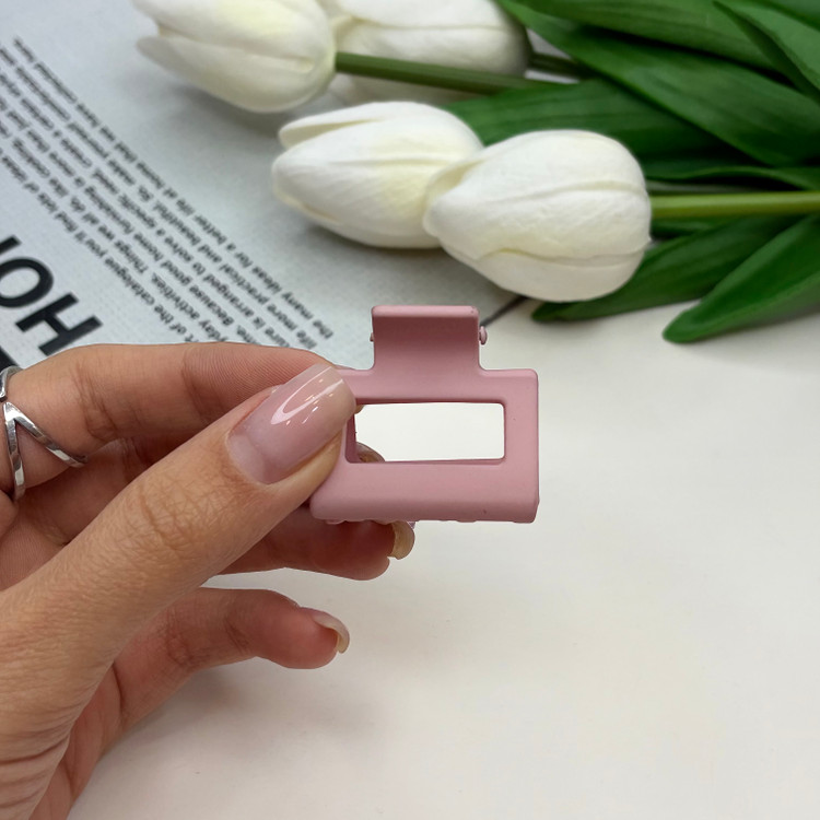 کلیپس طرح مستطیل رنگ مات سایز کوچک 3.5cm