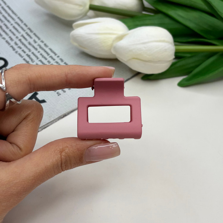 کلیپس طرح مستطیل رنگ مات سایز کوچک 3.5cm