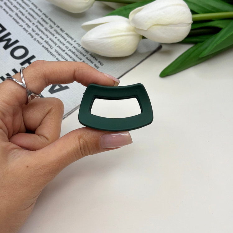 کلیپس مدل ذوزنقه ای سایز کوچک رنگ مات4cm