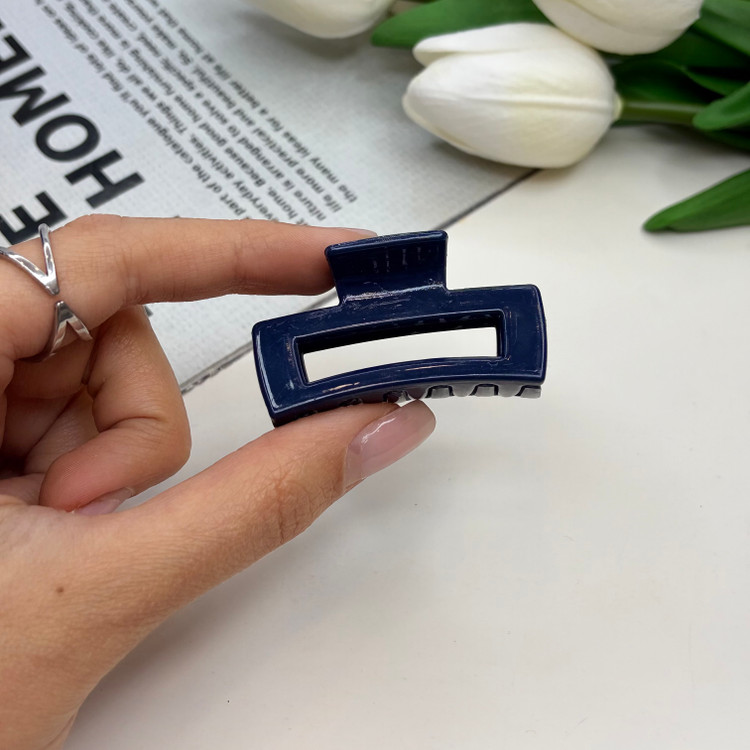 کلیپس طرح مستطیل سایز کوچک رنگ براق4.5cm