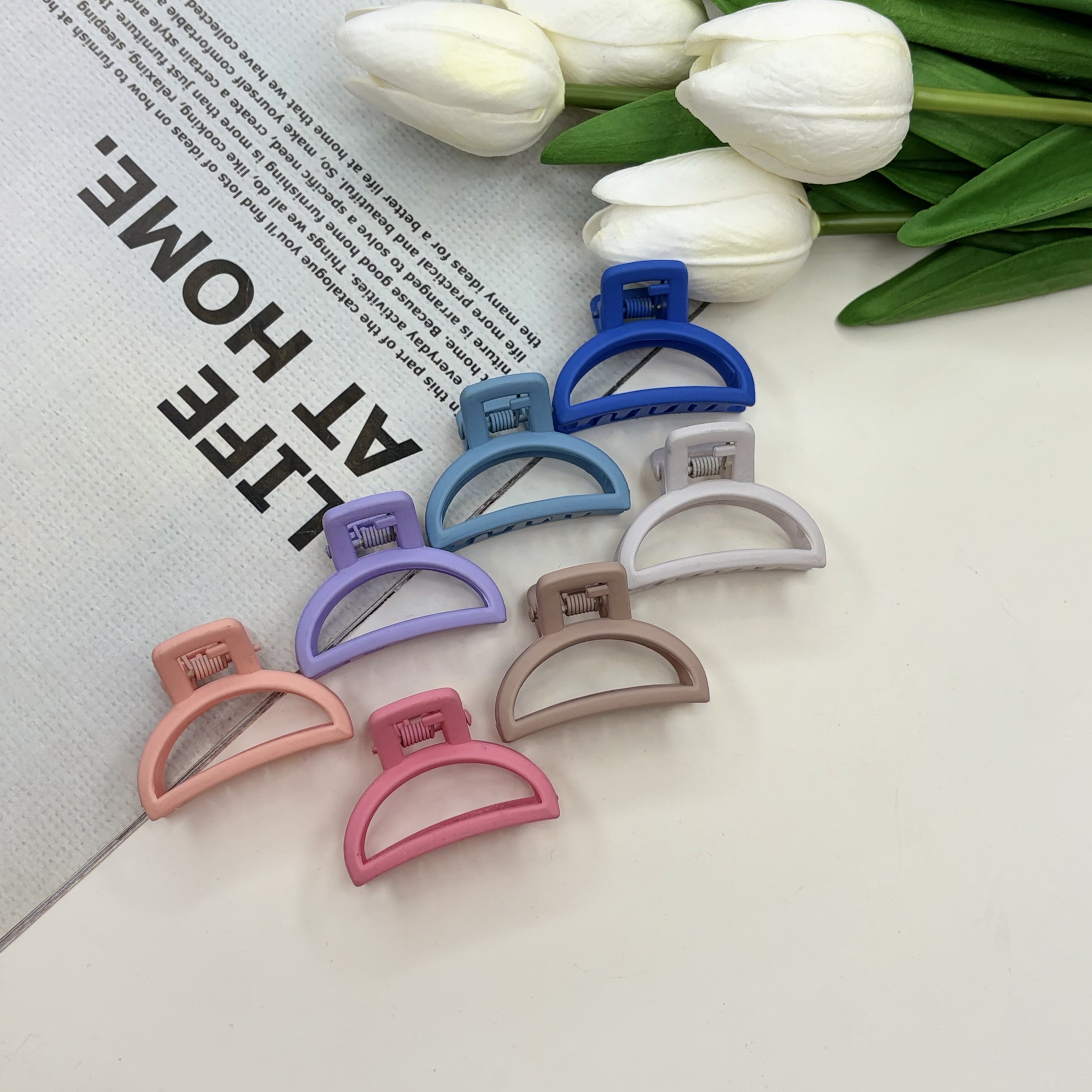 کلیپس طرح نیم دایره سایز کوچک رنگ مات 3cm