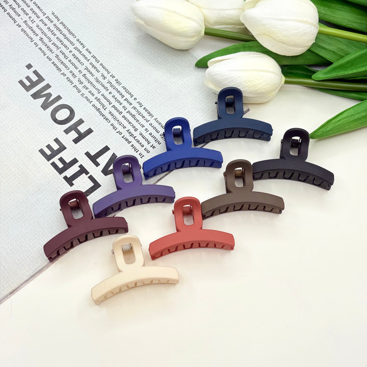 کلیپس طرح پاپیون سایز کوچک رنگ مات 4cm