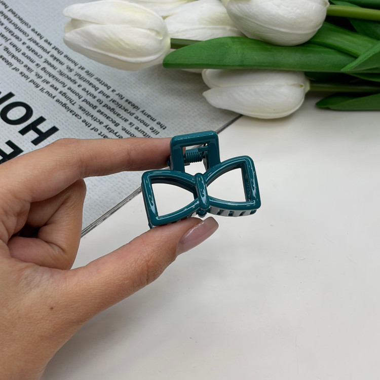 کلیپس طرح پاپیون سایز کوچک رنگ براق 4cm