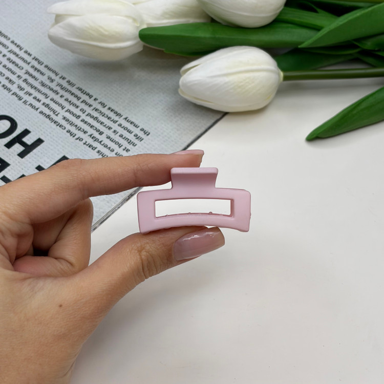 کلیپس مدل مستطیل خم سایز کوچک رنگ مات4.5cm