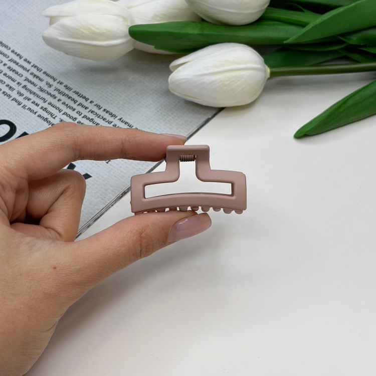 کلیپس مدل مستطیلی سایز کوچک رنگ مات4.5cm