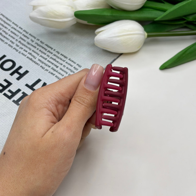 کلیپس مدل مستطیلی سایز کوچک رنگ مات4.5cm