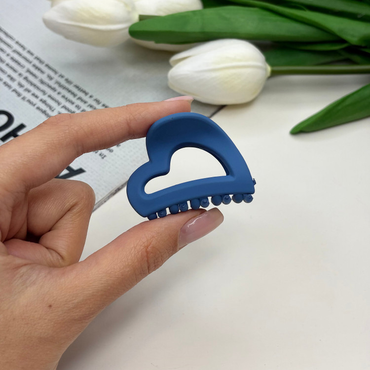 کلیپس مدل قلبی سایز کوچک رنگ مات4cm