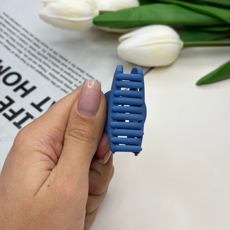 کلیپس مدل قلبی سایز کوچک رنگ مات4cm