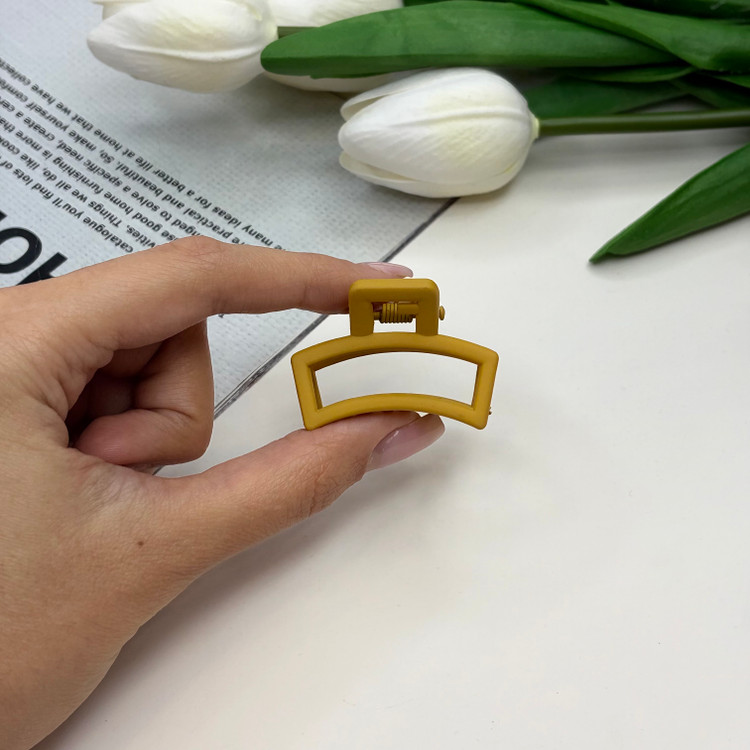 کلیپس مدل مستطیل خم سایز کوچک رنگ مات3.5cm