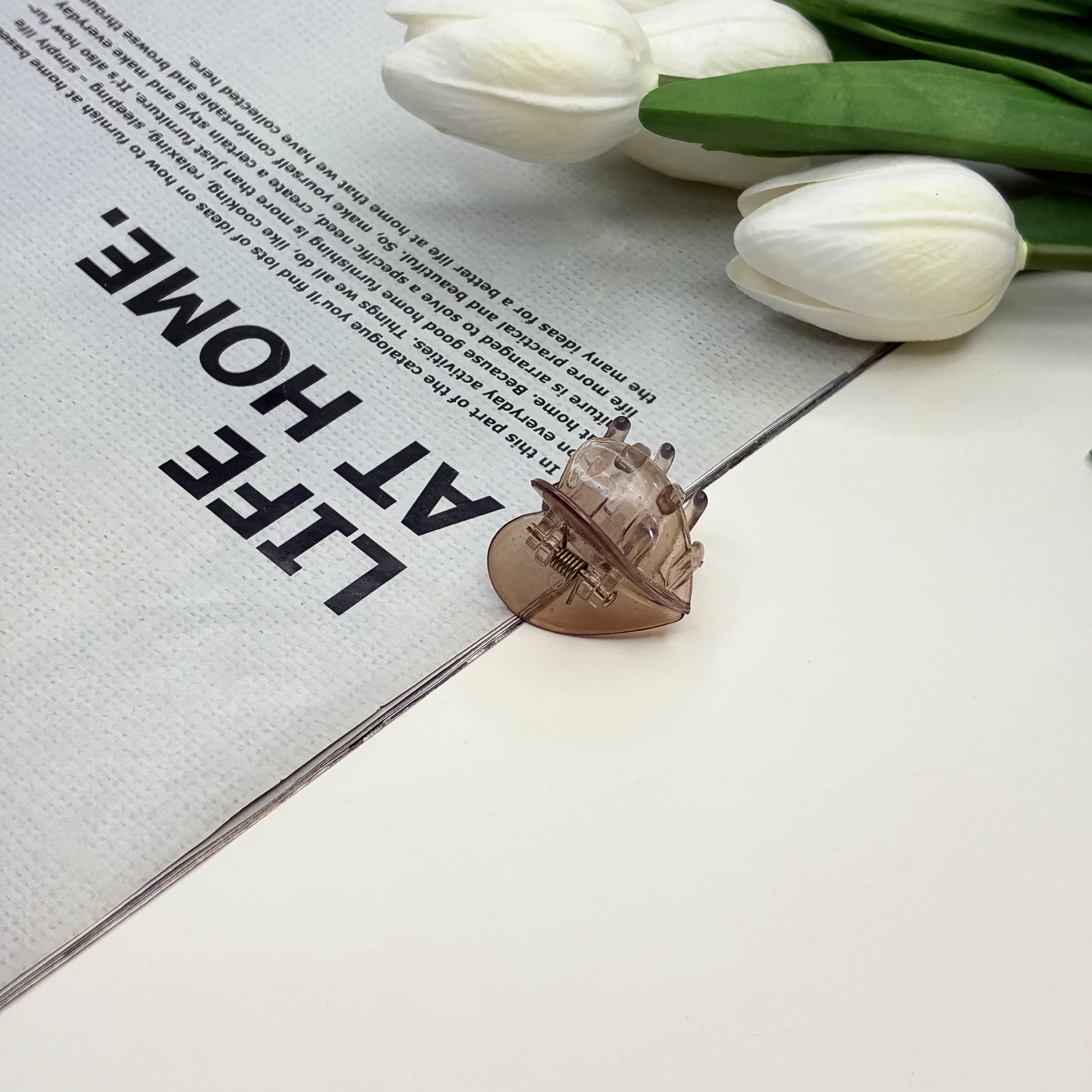 کلیپس مدل  قلبی سایز کوچک رنگ نود3cm