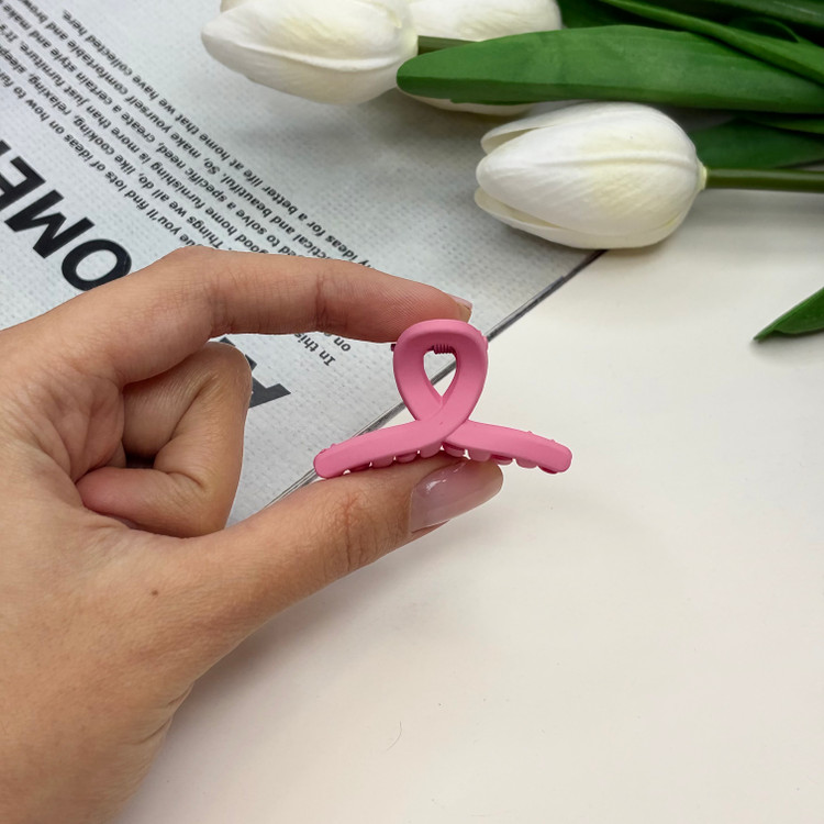 کلیپس مدل پاپیون سایز کوچک رنگی مات 4cm