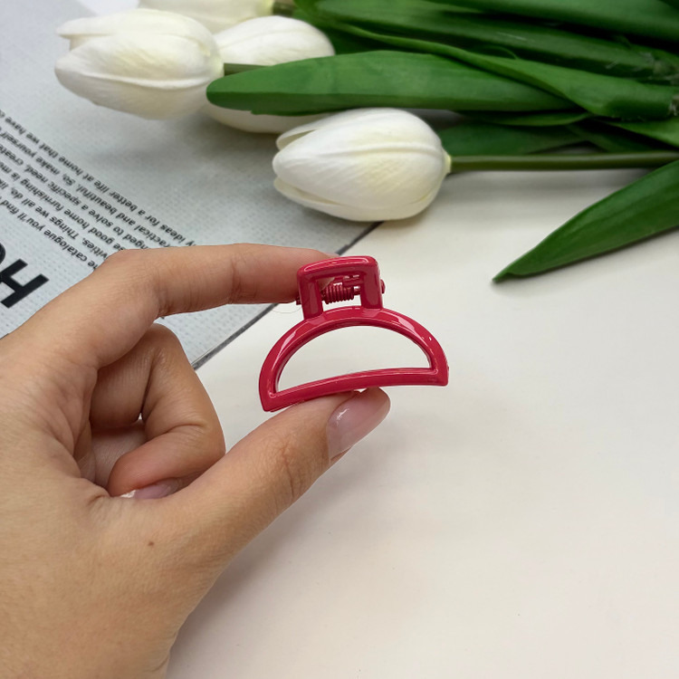 کلیپس مدل نیم دایره سایز کوچک رنگی براق4cm