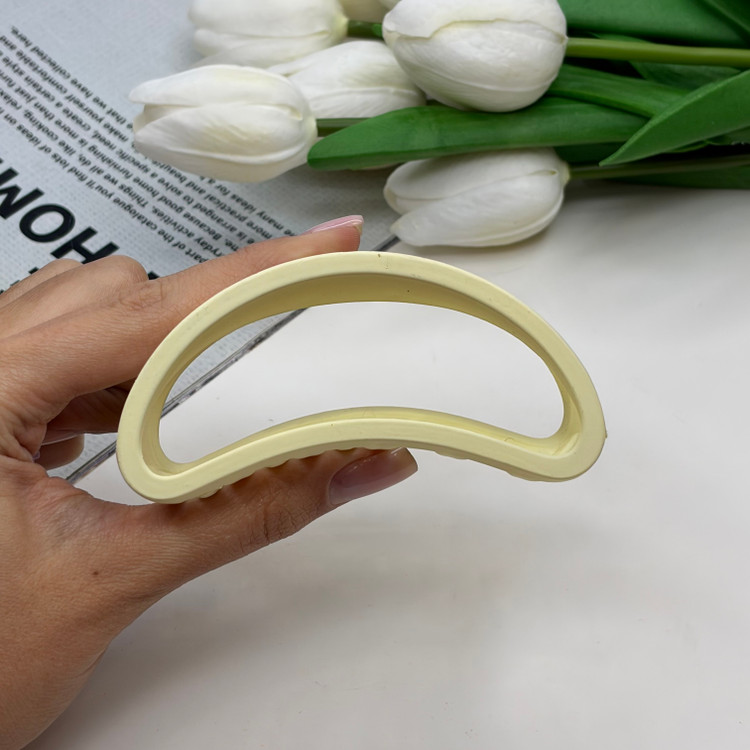 کلیپس مدل نیم دایره سایز بزرگ رنگی مات9cm