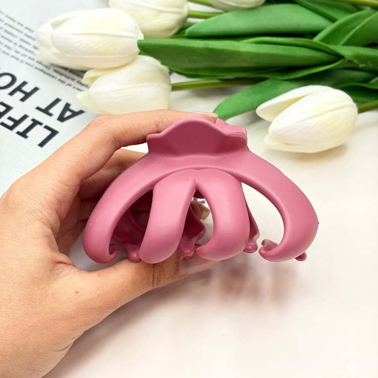 کلیپس مدل گوجه ای سایز بزرگ رنگی رنگی مات9cm