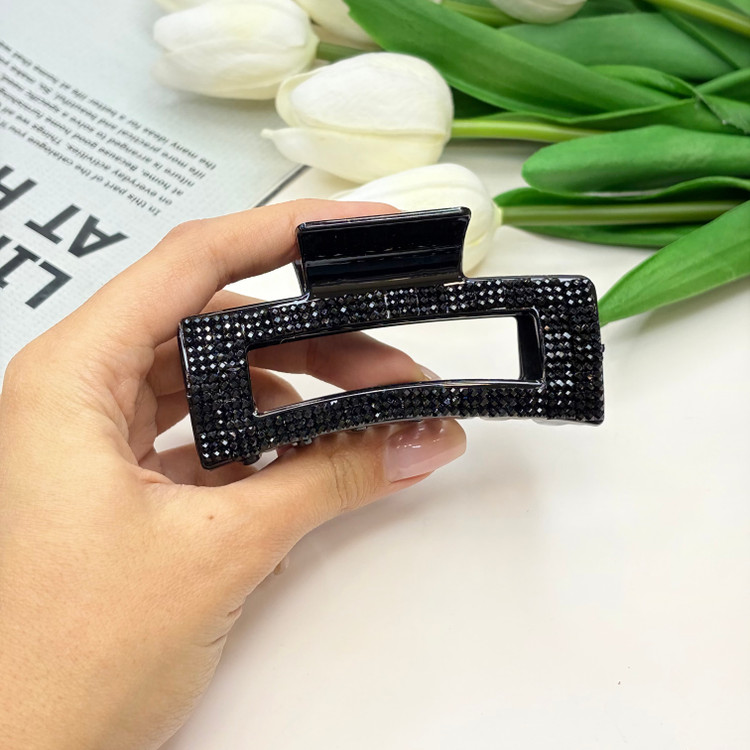 کلیپس مشکی مستطیل خم براق فول نگین 8cm