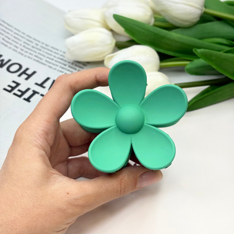 کلیپس طرح گل رنگی سایز بزرگ مات7cm