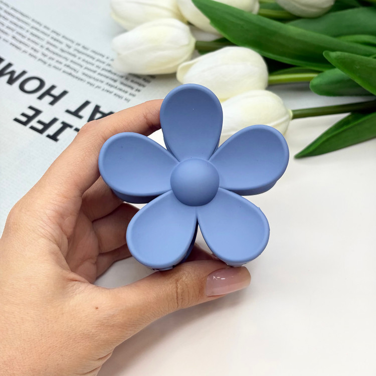 کلیپس طرح گل رنگی سایز بزرگ مات7cm