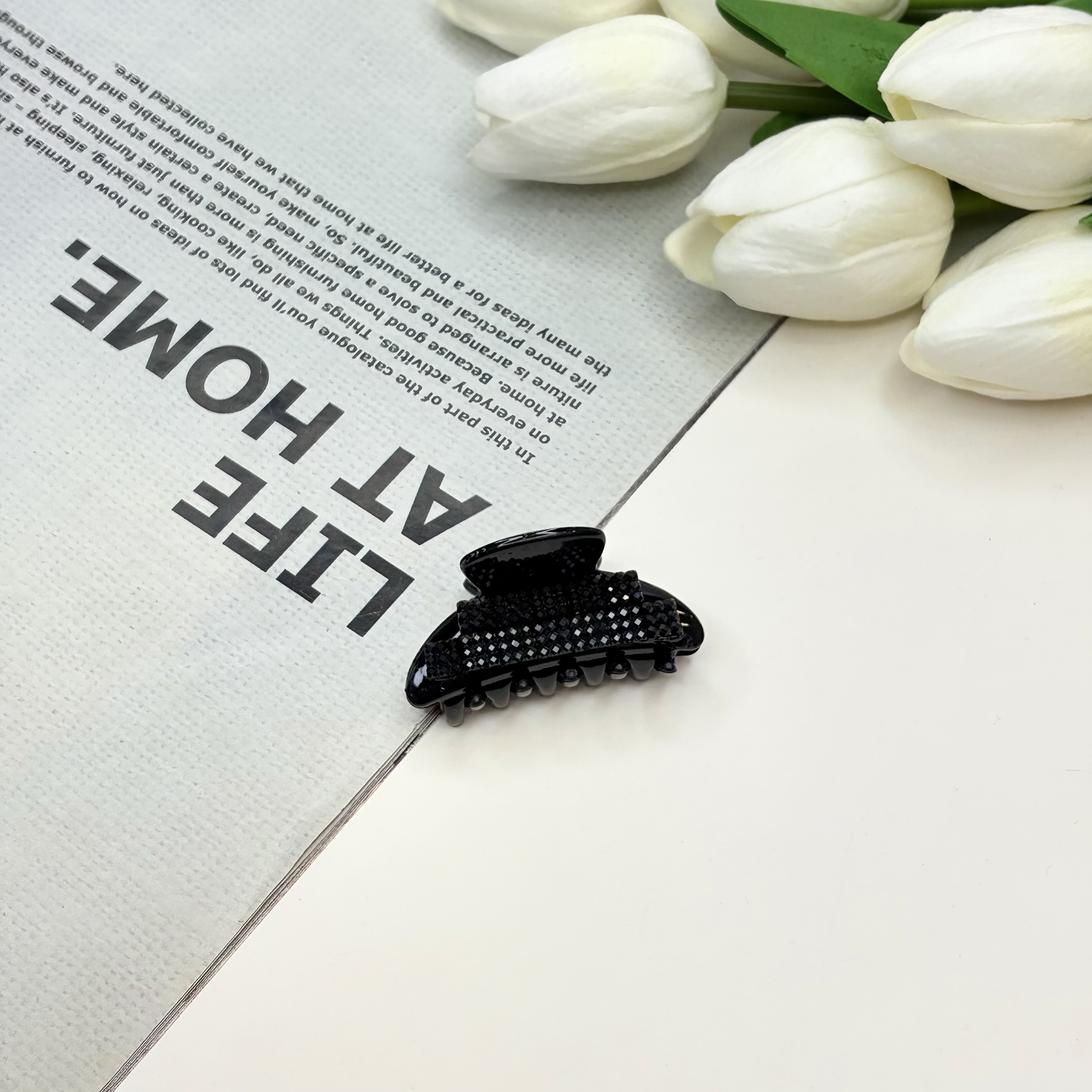 کلیپس نیم دایره سایز کوچک رنگ مشکی فول نگین4cm
