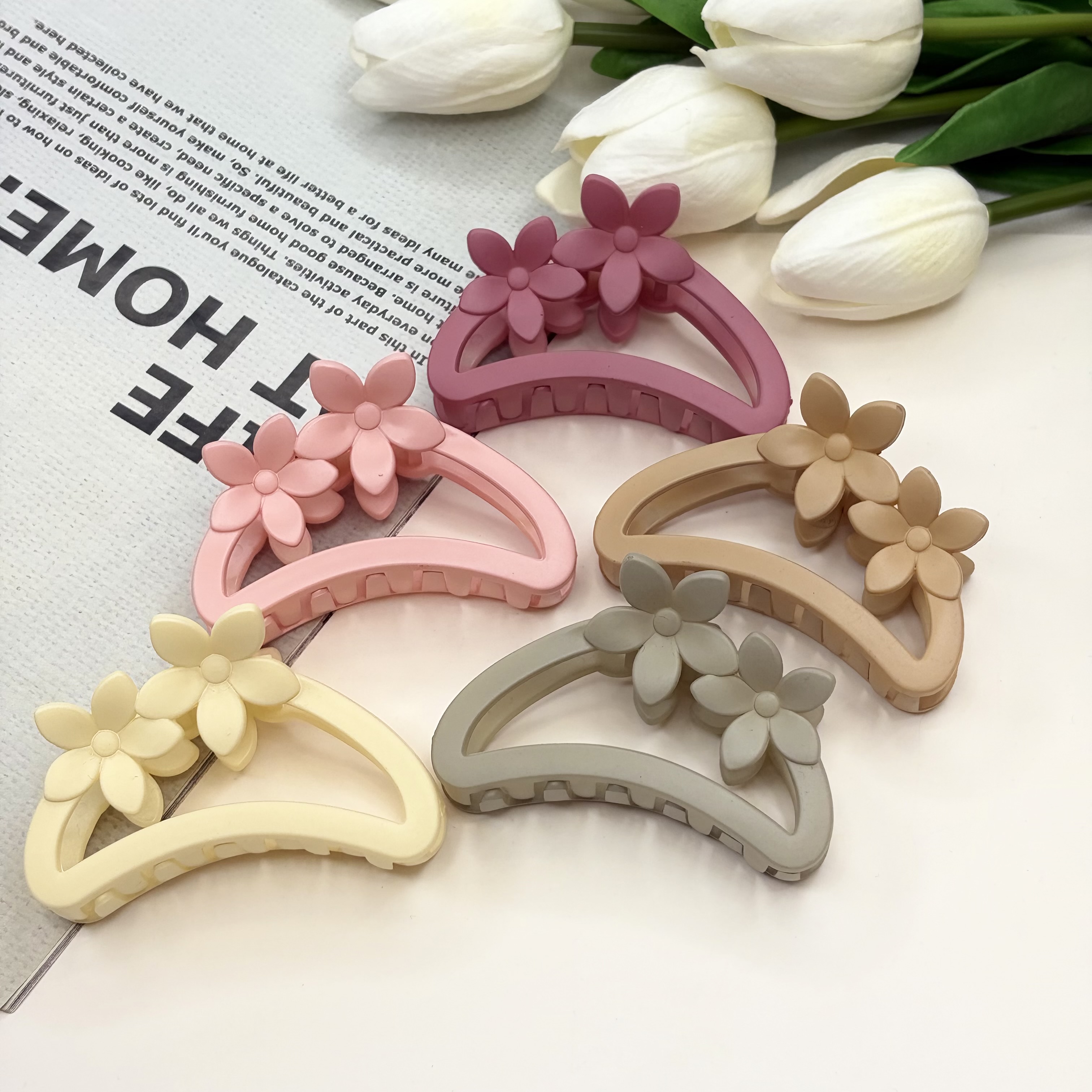 کلیپس نیم دایره مات دو گل سایز متوسط6.5cm