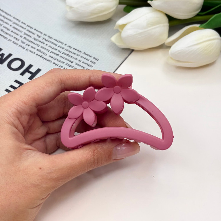 کلیپس نیم دایره مات دو گل سایز متوسط6.5cm