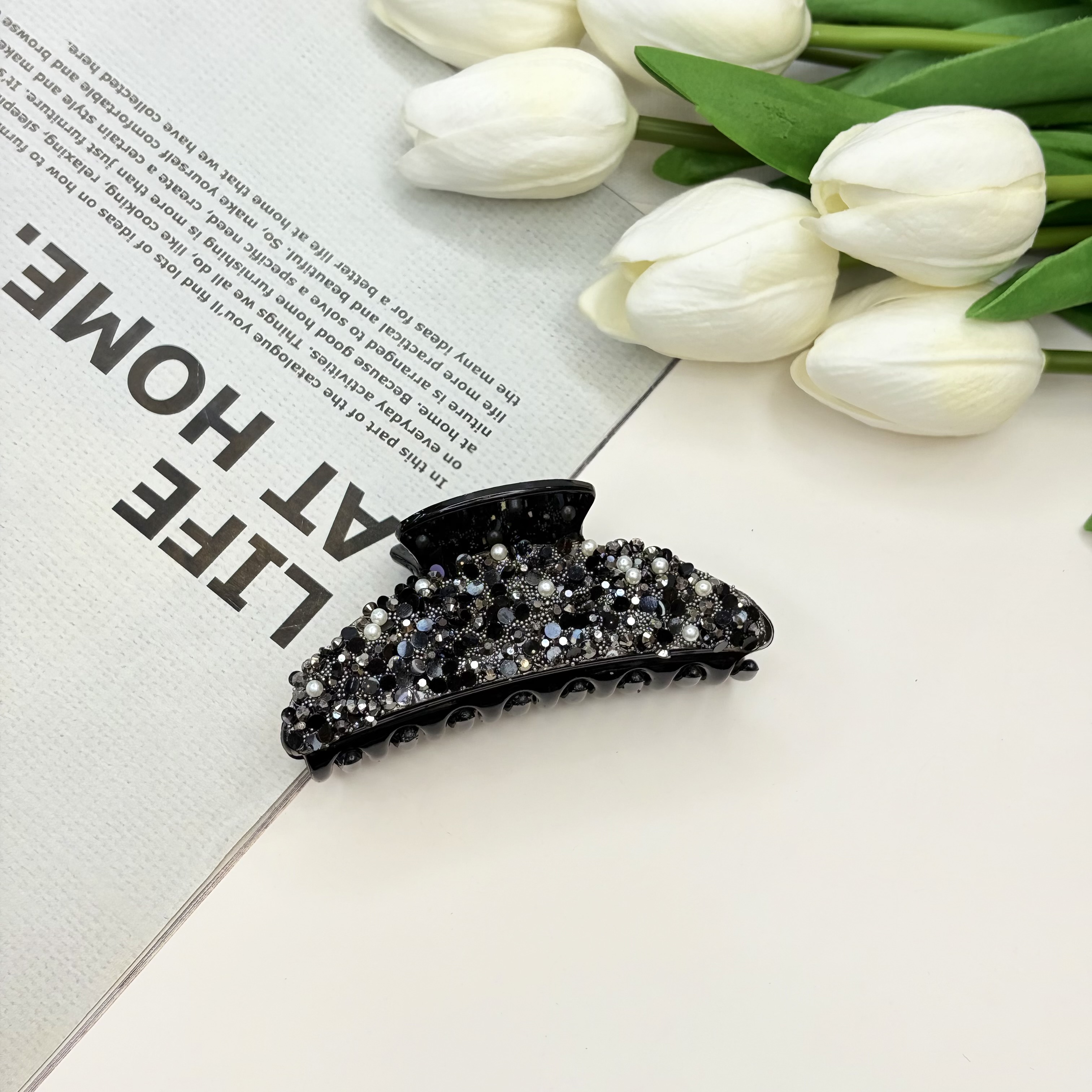 کلیپس نیم دایره نشکن وارداتی رنگ مشکی فول نگین و مروارید8.5cm